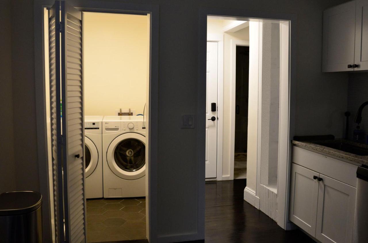 Modern Two Bedroom Condo - Boston Stoneham المظهر الخارجي الصورة