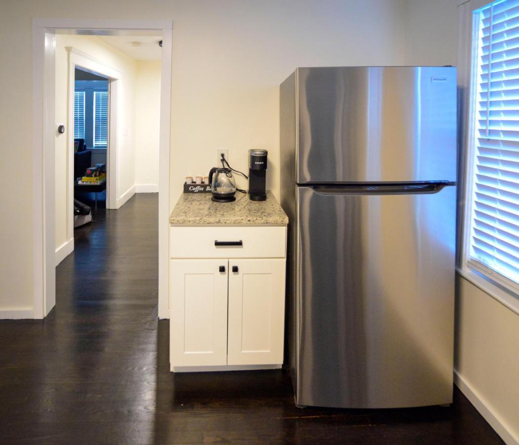 Modern Two Bedroom Condo - Boston Stoneham المظهر الخارجي الصورة